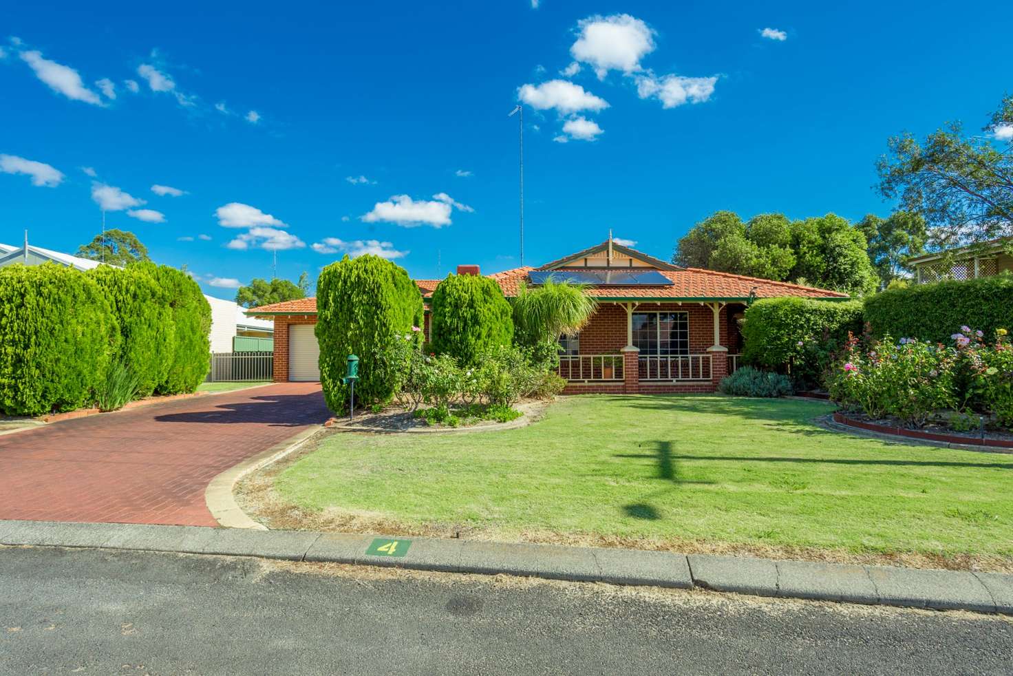 Main view of Homely house listing, 4 Stanford Court, Harvey WA 6220