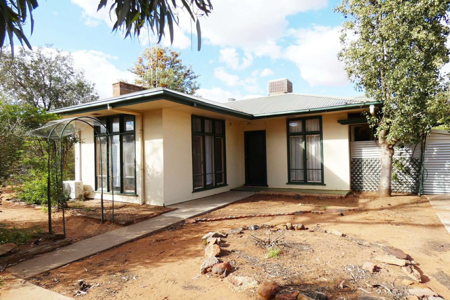 Main view of Homely house listing, 8 Bonanza Street, Broken Hill NSW 2880