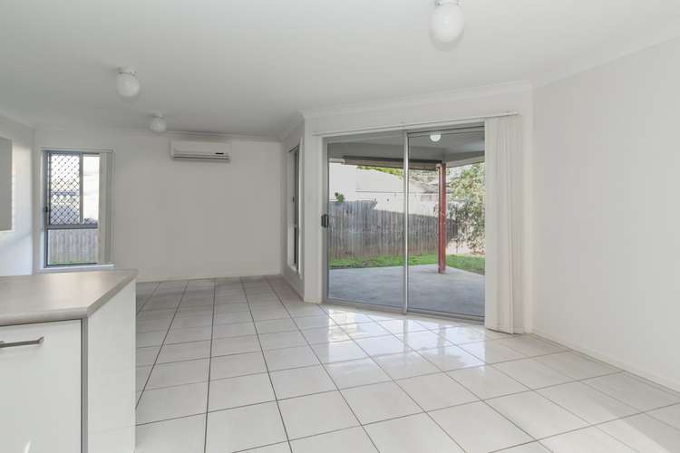 Fifth view of Homely house listing, 4 Tranquil Street, Hillcrest QLD 4118