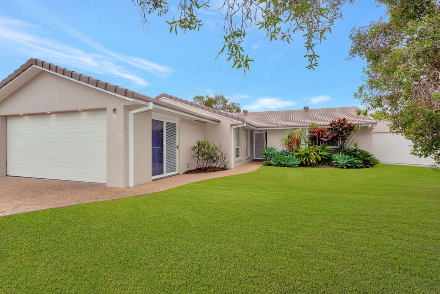 Main view of Homely house listing, 39 Manakin Avenue, Burleigh Waters QLD 4220