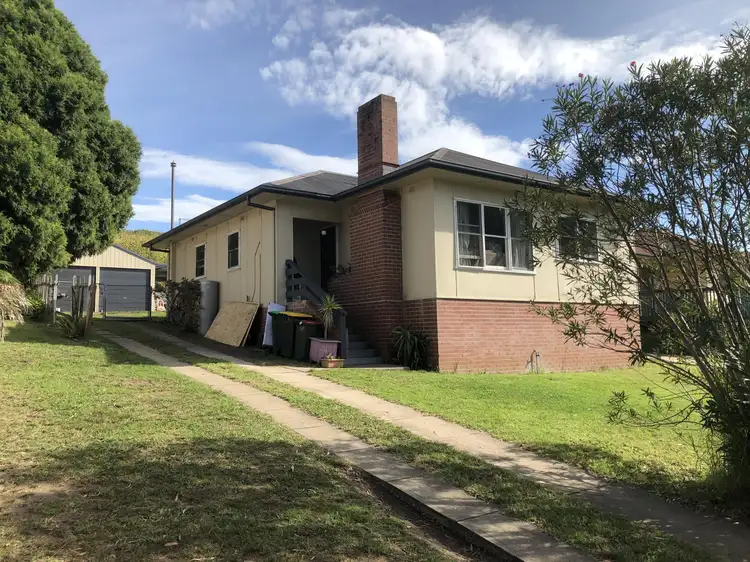 69 Meringo Street, Bega NSW 2550