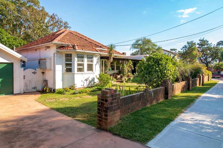 Main view of Homely house listing, 25 Auburn Street, Sutherland NSW 2232