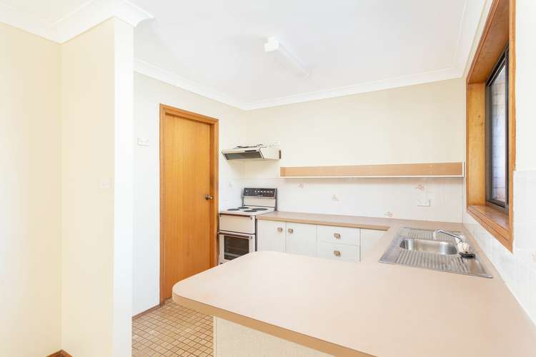 Fifth view of Homely unit listing, 2/9-11 Wyden Street, Old Bar NSW 2430