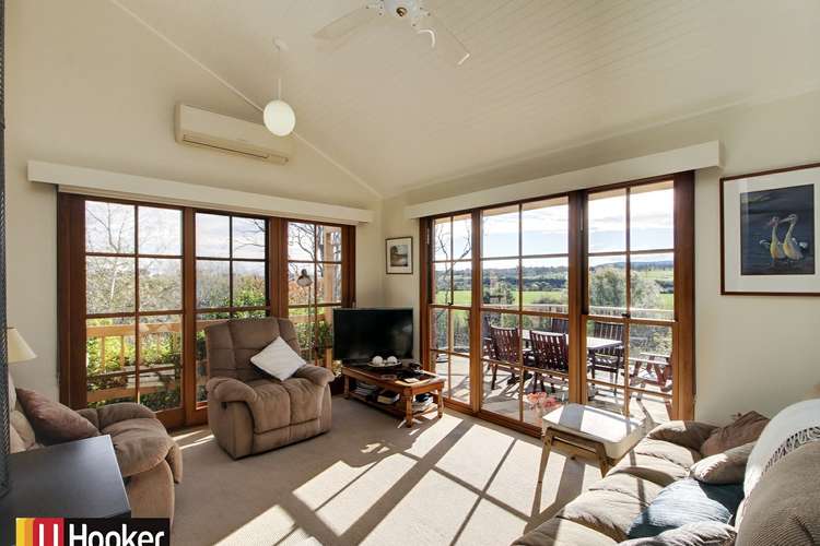 Second view of Homely house listing, 14 Llewelyn Court, Bairnsdale VIC 3875