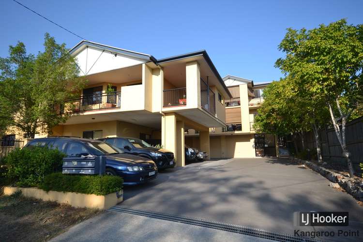 Main view of Homely apartment listing, 2/64 Longlands Street, East Brisbane QLD 4169