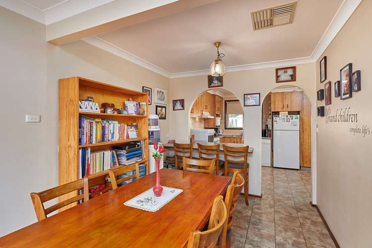 Sixth view of Homely house listing, 194 Ashmont Avenue, Ashmont NSW 2650