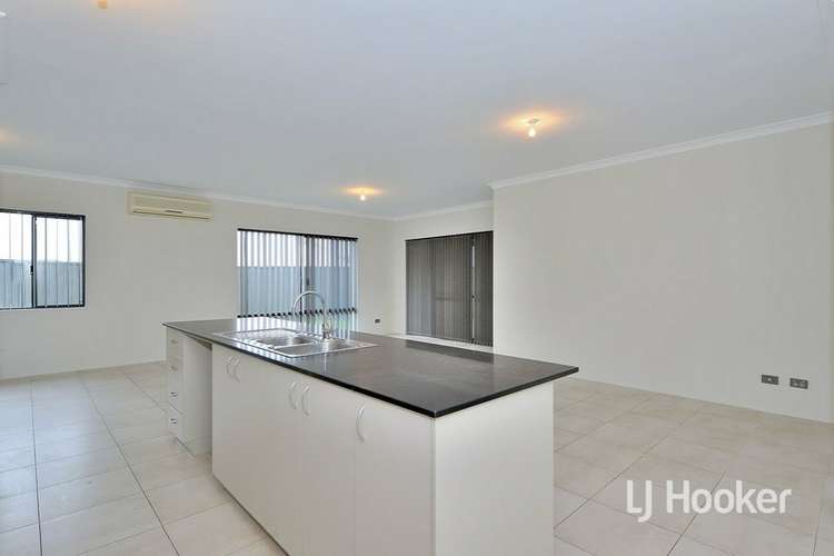 Fifth view of Homely house listing, 30 Kabuki View, Aveley WA 6069