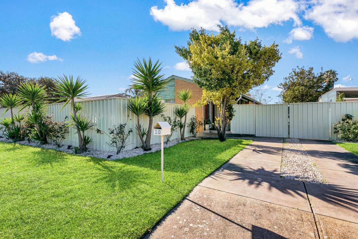 Main view of Homely house listing, 18 Figtree Crescent, Huntfield Heights SA 5163