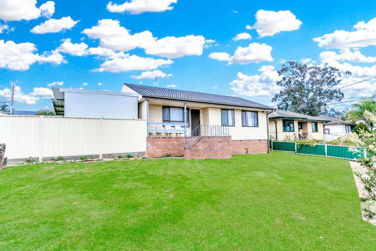 Main view of Homely house listing, 17 Neriba Crescent, Whalan NSW 2770