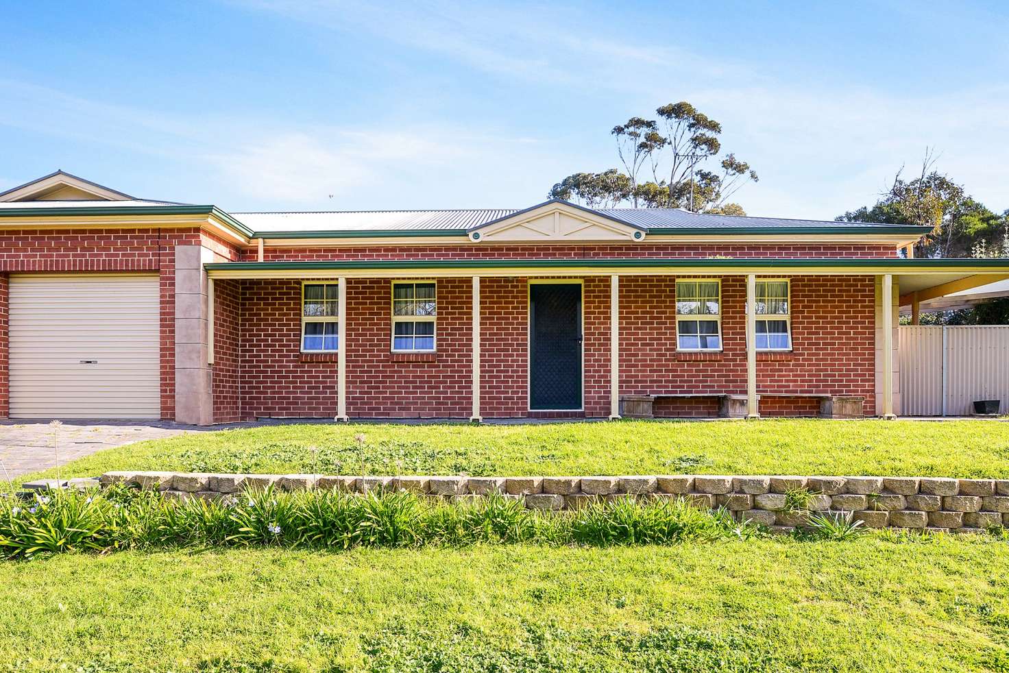 Main view of Homely unit listing, 2/1 Surrey Avenue, Victor Harbor SA 5211