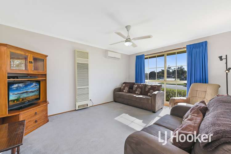 Fifth view of Homely house listing, 34 Simon Drive, Pakenham VIC 3810