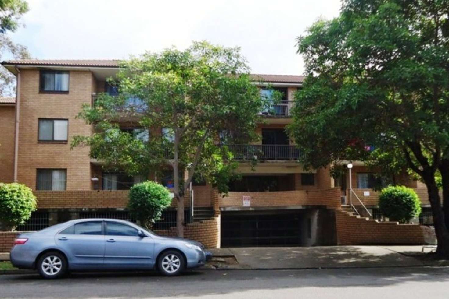 Main view of Homely unit listing, 2/85 Castlereagh Street, Liverpool NSW 2170