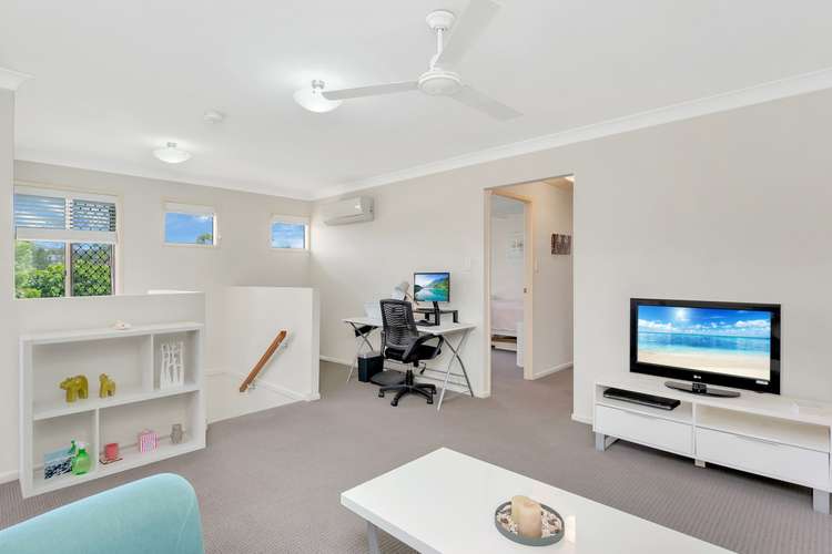 Fourth view of Homely semiDetached listing, 2/6 Belongil Street, Pacific Pines QLD 4211