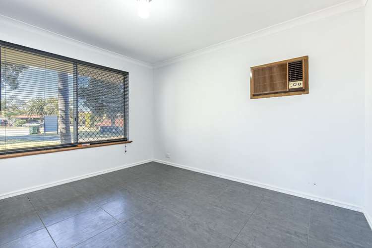 Sixth view of Homely semiDetached listing, 9 Hargrave Drive, Thornlie WA 6108