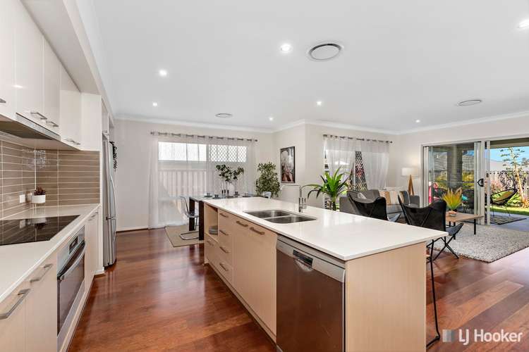 Second view of Homely house listing, 31 Waterline Boulevard, Thornlands QLD 4164