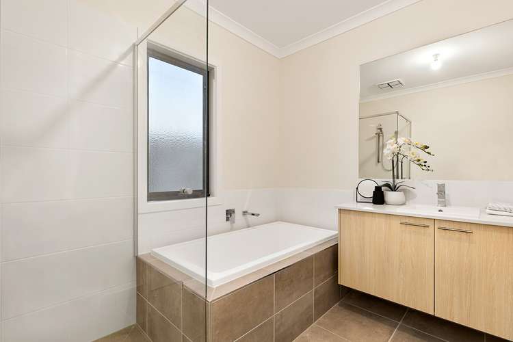Fifth view of Homely townhouse listing, 51 Janefield Drive, Bundoora VIC 3083