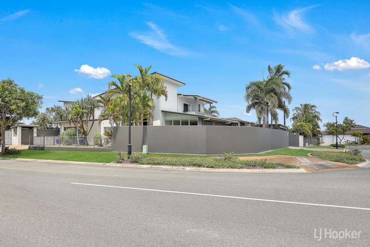 Fifth view of Homely semiDetached listing, 1/15 Seaeagle Place, Banksia Beach QLD 4507