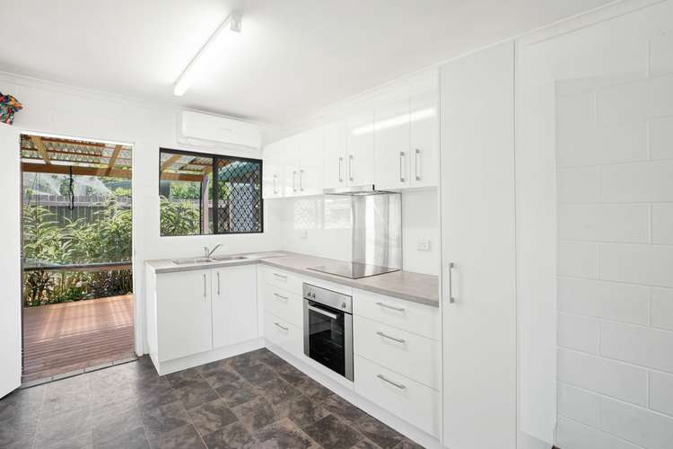 Sixth view of Homely unit listing, 4/40 Armbrust Street, Manoora QLD 4870