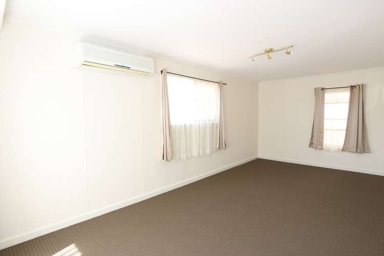 Fifth view of Homely house listing, 5 Barbara Crt, Emerald QLD 4720