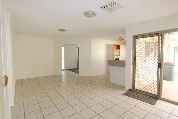 Sixth view of Homely house listing, 5 Barbara Crt, Emerald QLD 4720