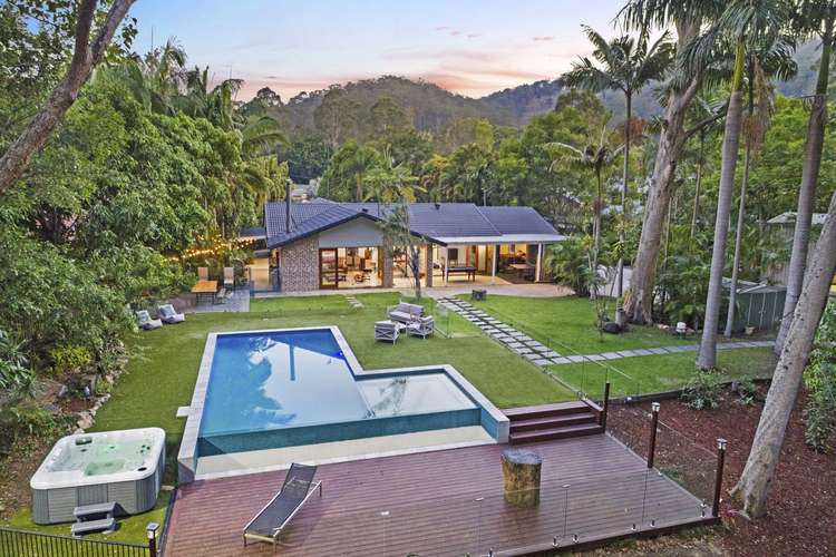 18 Camphorlaurel Court, Tallebudgera Valley QLD 4228