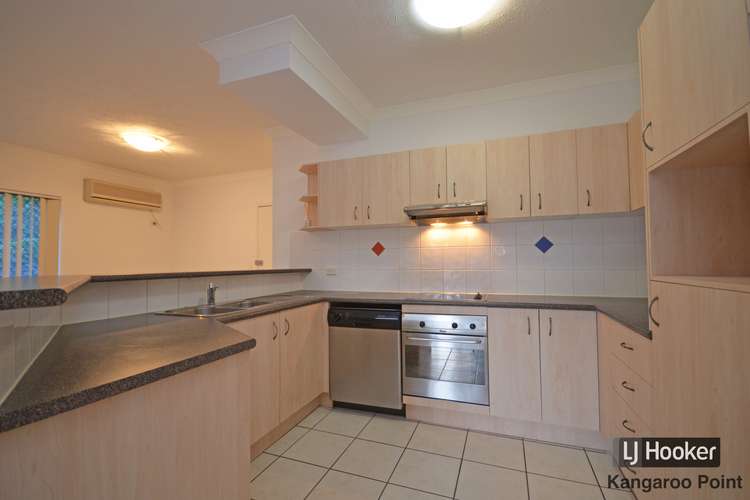 Third view of Homely unit listing, 4/15 Rawlins Street, Kangaroo Point QLD 4169