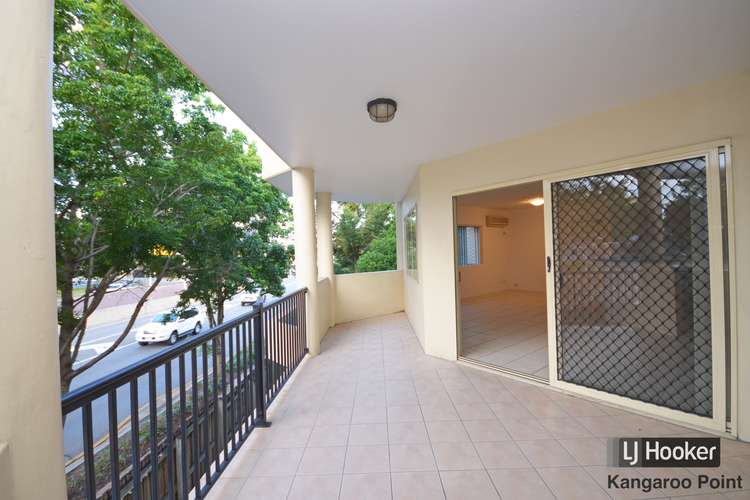 Fifth view of Homely unit listing, 4/15 Rawlins Street, Kangaroo Point QLD 4169