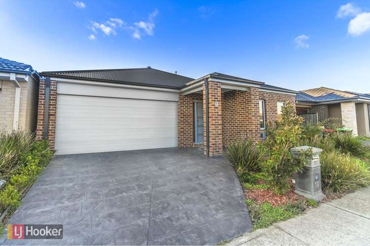 Second view of Homely house listing, 18 Black Wattle Road, Craigieburn VIC 3064