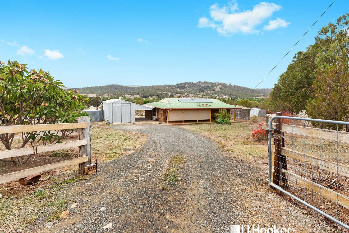 Main view of Homely acreageSemiRural listing, 9 Vale Crt, Summerholm QLD 4341