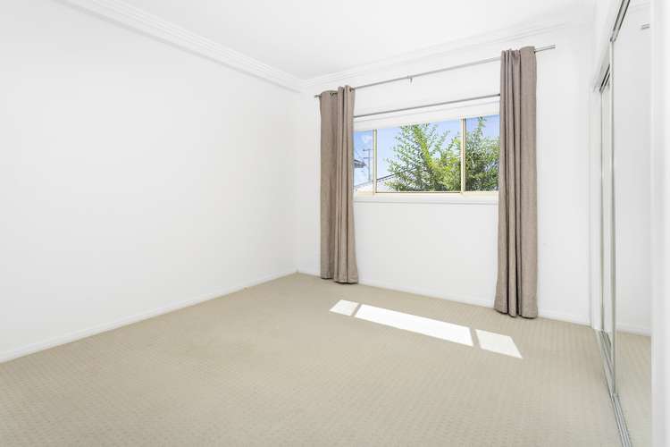 Fifth view of Homely house listing, 2/1 William Ave, Warilla NSW 2528