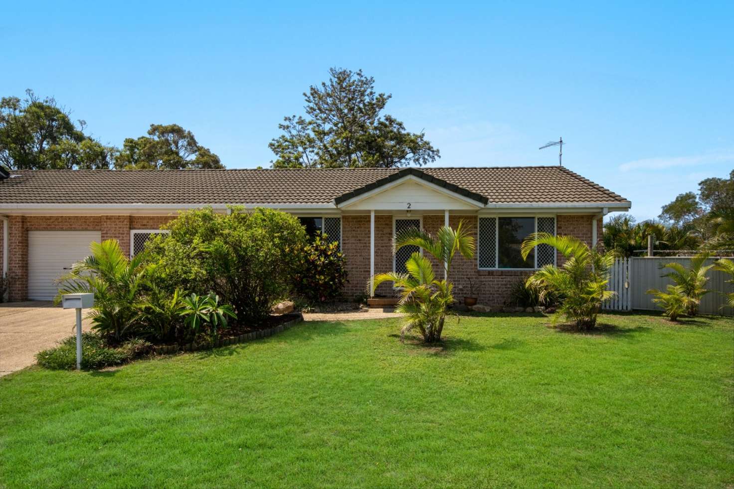 Main view of Homely semiDetached listing, 2/53 Gumnut Road, Yamba NSW 2464