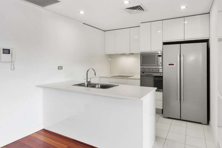 Fifth view of Homely apartment listing, 2/52 Wickham Street, East Perth WA 6004