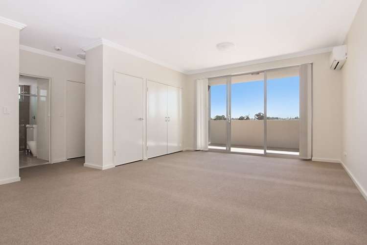 Second view of Homely apartment listing, 33/1-9 Florence Street, Wentworthville NSW 2145