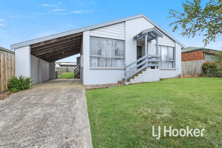 Main view of Homely house listing, 5 Leigh Drive, Pakenham VIC 3810