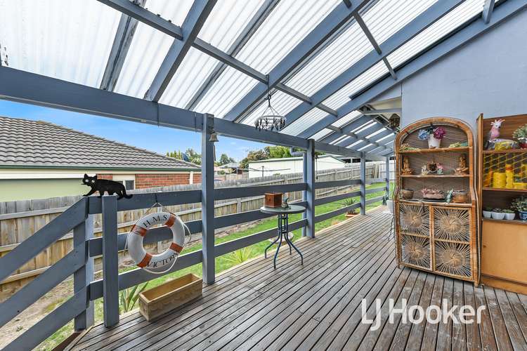 Fourth view of Homely house listing, 5 Leigh Drive, Pakenham VIC 3810