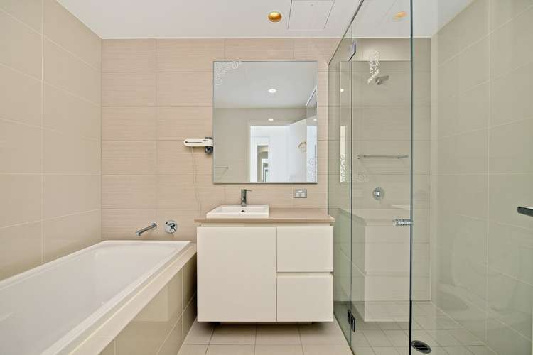 Fourth view of Homely unit listing, 501/18 Shoreline Drive, Rhodes NSW 2138