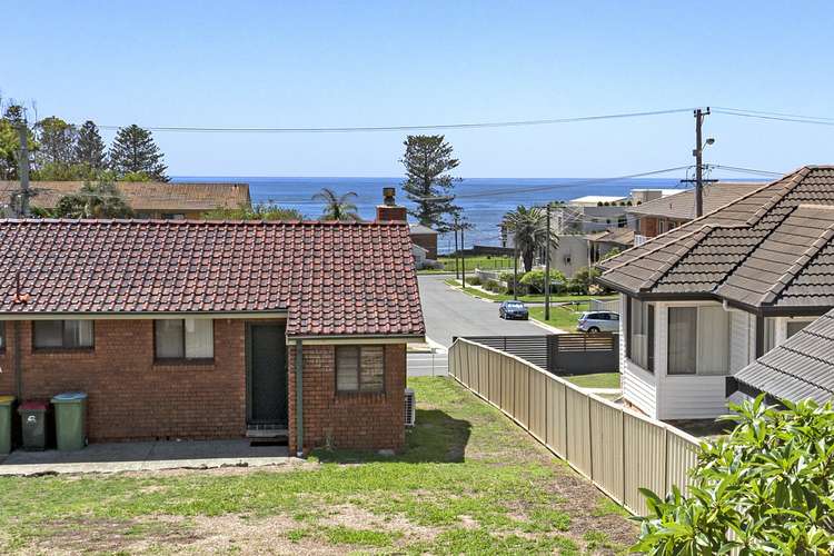 Fifth view of Homely unit listing, 4/30 Benelong Street, The Entrance NSW 2261