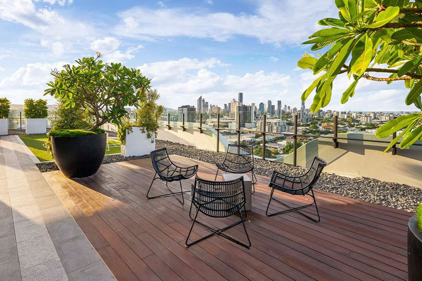 Main view of Homely unit listing, 410/17 Deshon Street, Woolloongabba QLD 4102