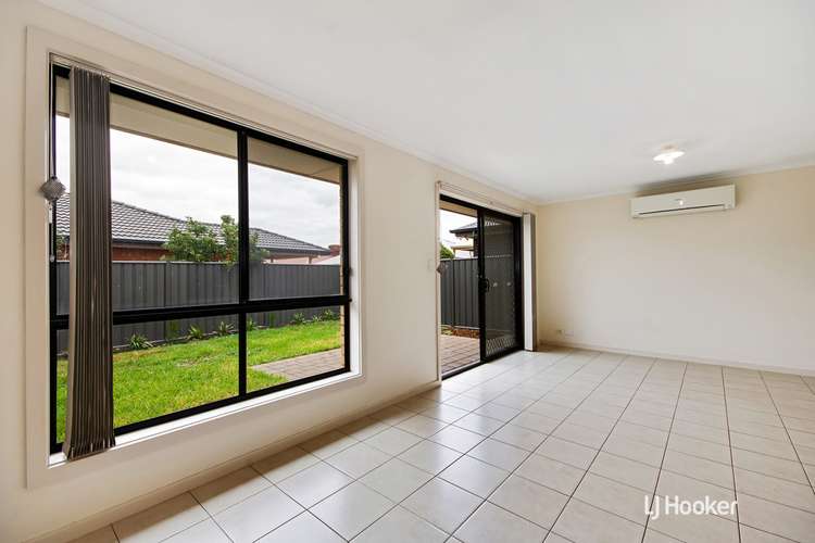 Fifth view of Homely house listing, 8 Serpentine Circuit, Andrews Farm SA 5114