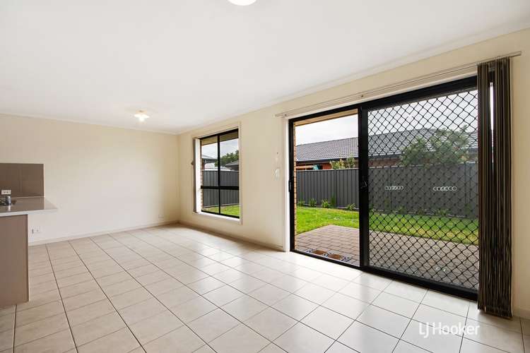 Sixth view of Homely house listing, 8 Serpentine Circuit, Andrews Farm SA 5114