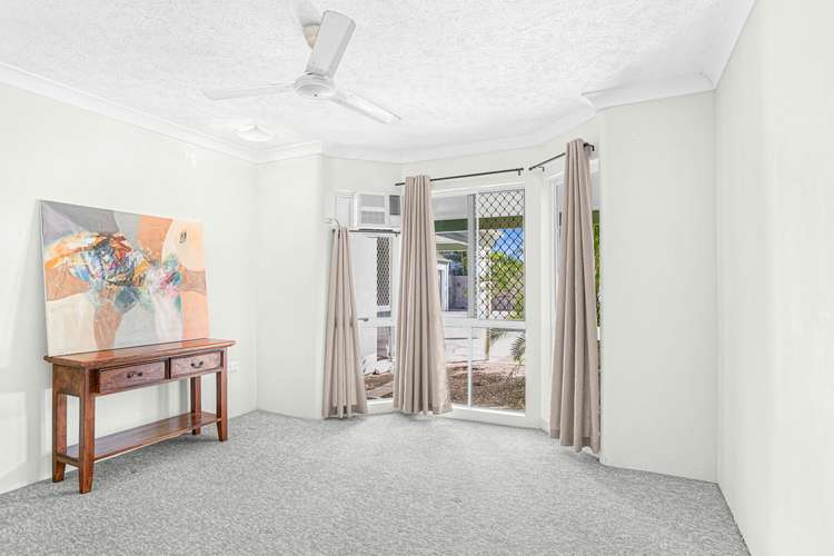 Fifth view of Homely unit listing, 2/9 Springfield Crescent, Manoora QLD 4870
