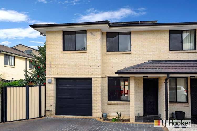 Main view of Homely townhouse listing, 4/16-20 Kent Street, Blacktown NSW 2148