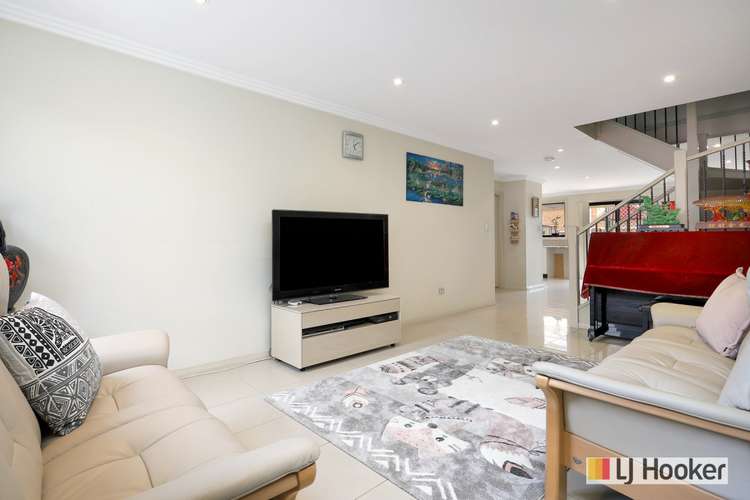 Second view of Homely townhouse listing, 4/16-20 Kent Street, Blacktown NSW 2148