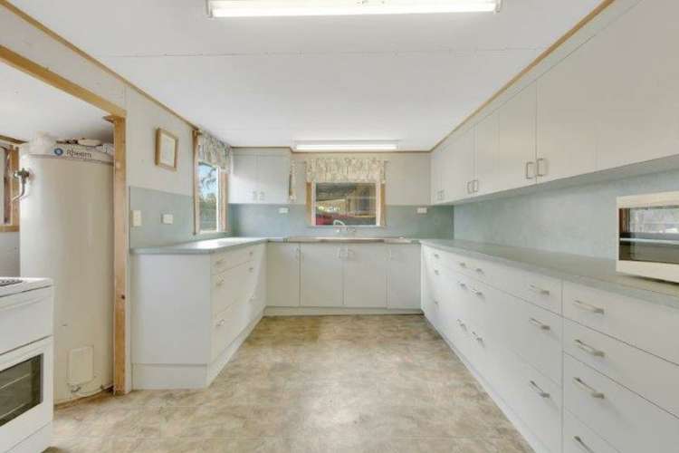 Seventh view of Homely house listing, 2 Island Esplanade, Boyne Island QLD 4680
