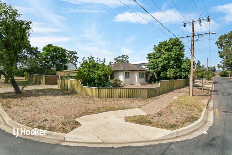 Main view of Homely house listing, 2 Elizabeth Crescent, Valley View SA 5093