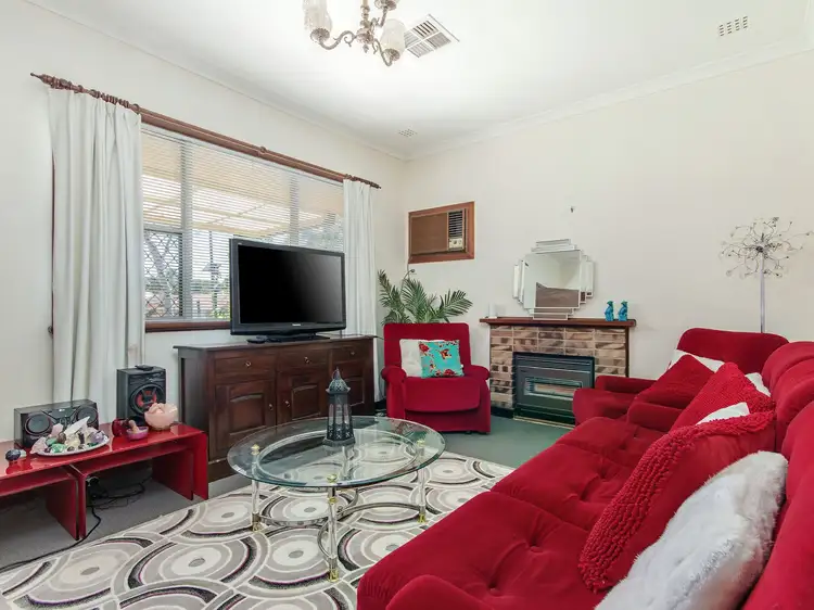 14 Harlow Road, Calista WA 6167