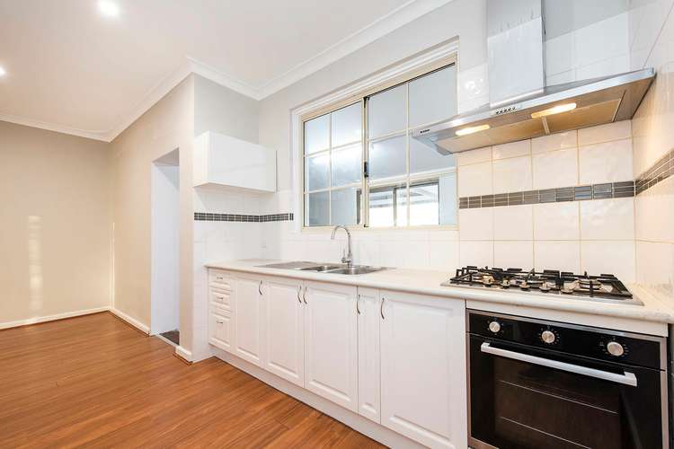Fifth view of Homely semiDetached listing, 31A Connemara Drive, Thornlie WA 6108