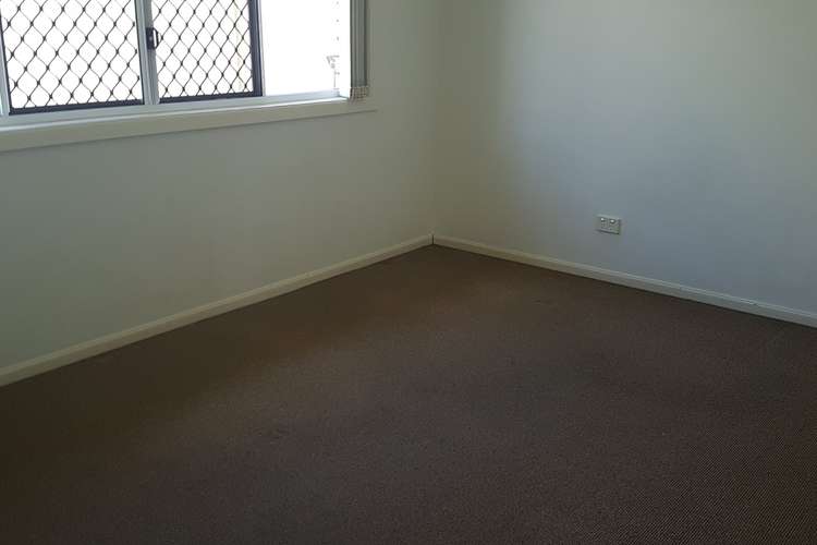 Fifth view of Homely unit listing, 2/6 Peregrine Court, Warwick QLD 4370