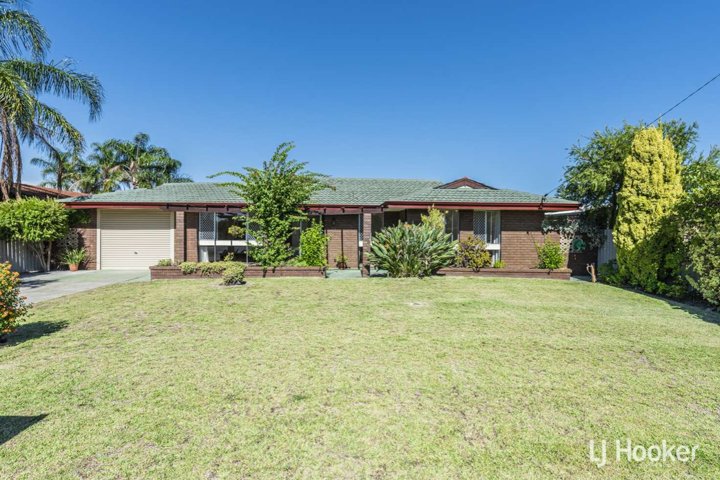 Main view of Homely house listing, 28 Shillington Way, Thornlie WA 6108