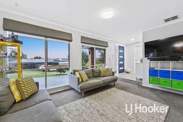 Second view of Homely house listing, 19 Nathan Court, Pakenham VIC 3810